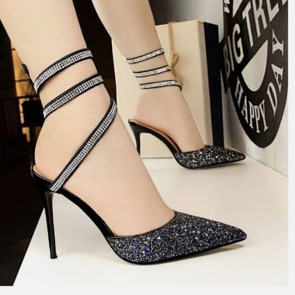 BRAND NEW BERNESS OPEN HEELS WITH STRASS STRAP SANDAL - Picture 1 of 14